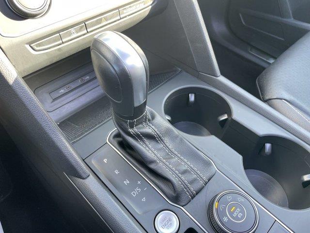 Used Volkswagen Atlas 3.6L V6 SE w/Technology 2021 | Camy Cars. Great Neck, New York Used Volkswagen Atlas 3.6L V6 SE w/Technology 2021 | Camy Cars. Great Neck, New York