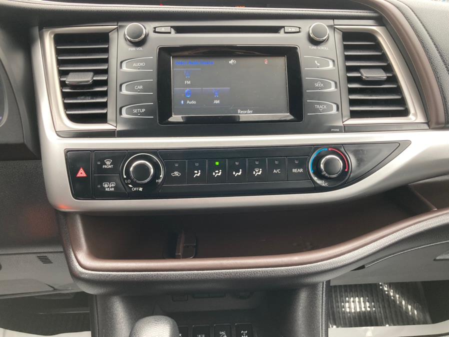 Used Toyota Highlander LE 2018 | Affordable Motors Inc. Bridgeport, Connecticut Used Toyota Highlander LE 2018 | Affordable Motors Inc. Bridgeport, Connecticut