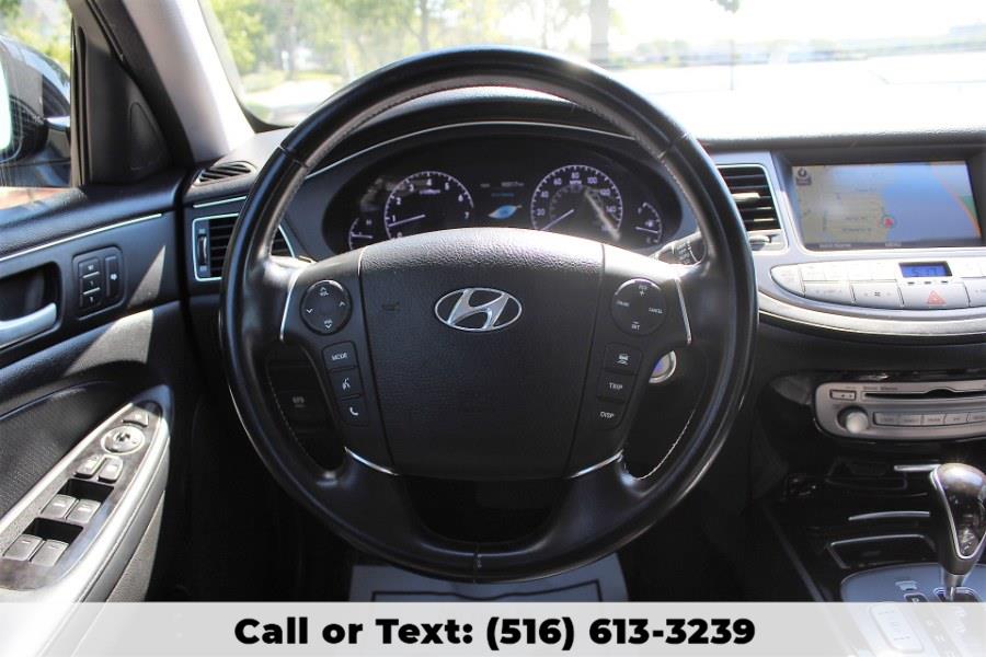 2013 Hyundai Genesis 4dr Sdn V6 3.8L, available for sale in Great Neck, New York | Great Neck Car Buyers & Sellers. Great Neck, New York 2013 Hyundai Genesis 4dr Sdn V6 3.8L, available for sale in Great Neck, New York | Great Neck Car Buyers & Sellers. Great Neck, New York