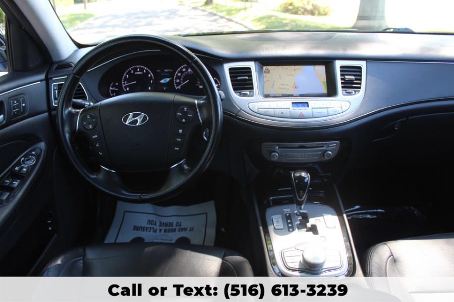 2013 Hyundai Genesis 4dr Sdn V6 3.8L, available for sale in Great Neck, New York | Great Neck Car Buyers & Sellers. Great Neck, New York 2013 Hyundai Genesis 4dr Sdn V6 3.8L, available for sale in Great Neck, New York | Great Neck Car Buyers & Sellers. Great Neck, New York
