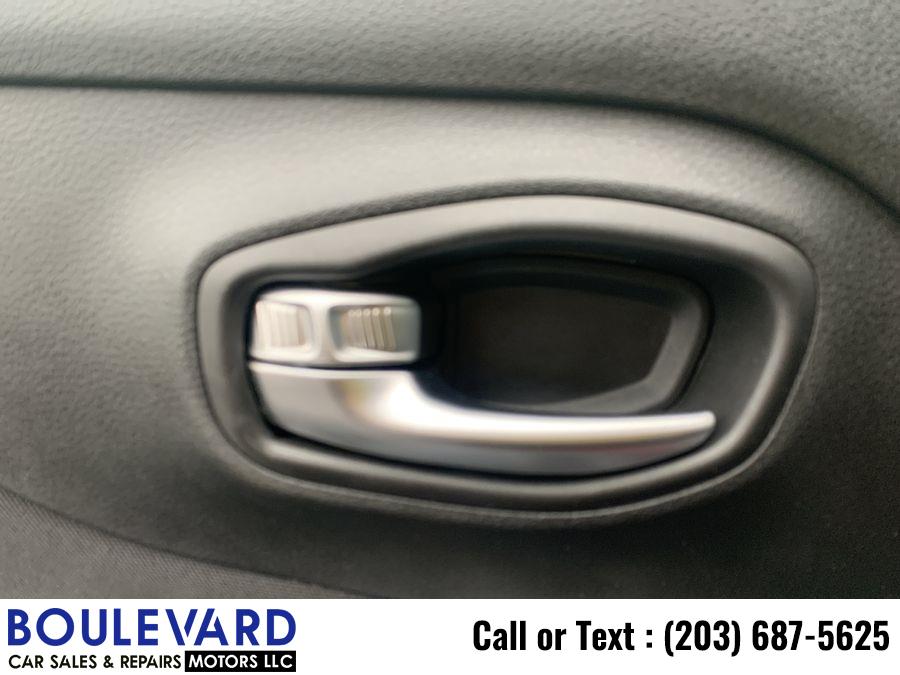 2018 Jeep Renegade Latitude Sport Utility 4D, available for sale in New Haven, Connecticut | Boulevard Motors LLC. New Haven, Connecticut 2018 Jeep Renegade Latitude Sport Utility 4D, available for sale in New Haven, Connecticut | Boulevard Motors LLC. New Haven, Connecticut