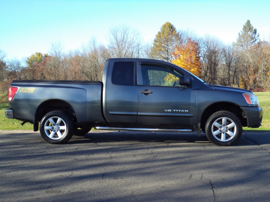 2009 Nissan Titan KING CAB SE 4X4, available for sale in Berlin, Connecticut | International Motorcars llc. Berlin, Connecticut 2009 Nissan Titan KING CAB SE 4X4, available for sale in Berlin, Connecticut | International Motorcars llc. Berlin, Connecticut