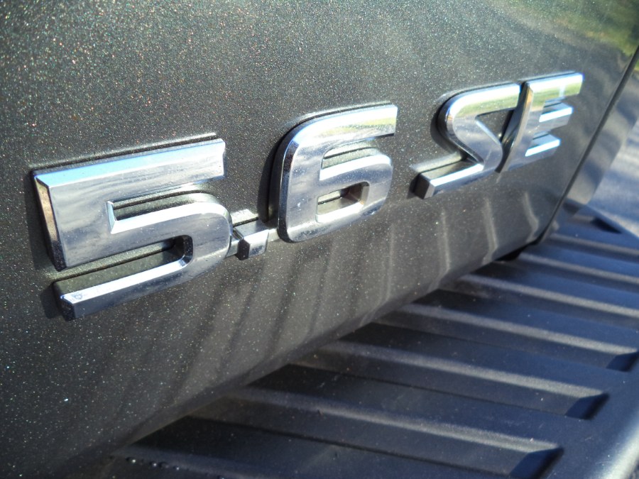 2009 Nissan Titan KING CAB SE 4X4, available for sale in Berlin, Connecticut | International Motorcars llc. Berlin, Connecticut 2009 Nissan Titan KING CAB SE 4X4, available for sale in Berlin, Connecticut | International Motorcars llc. Berlin, Connecticut