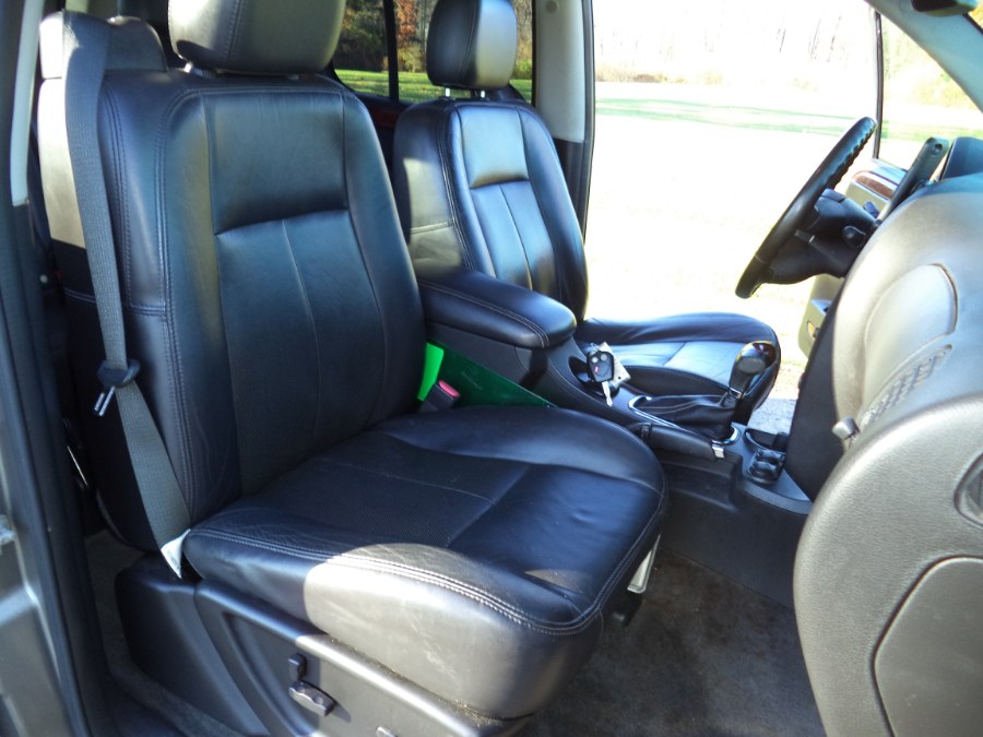 2006 Saab 9-7X 4dr AWD 5.3i, available for sale in Berlin, Connecticut | International Motorcars llc. Berlin, Connecticut 2006 Saab 9-7X 4dr AWD 5.3i, available for sale in Berlin, Connecticut | International Motorcars llc. Berlin, Connecticut
