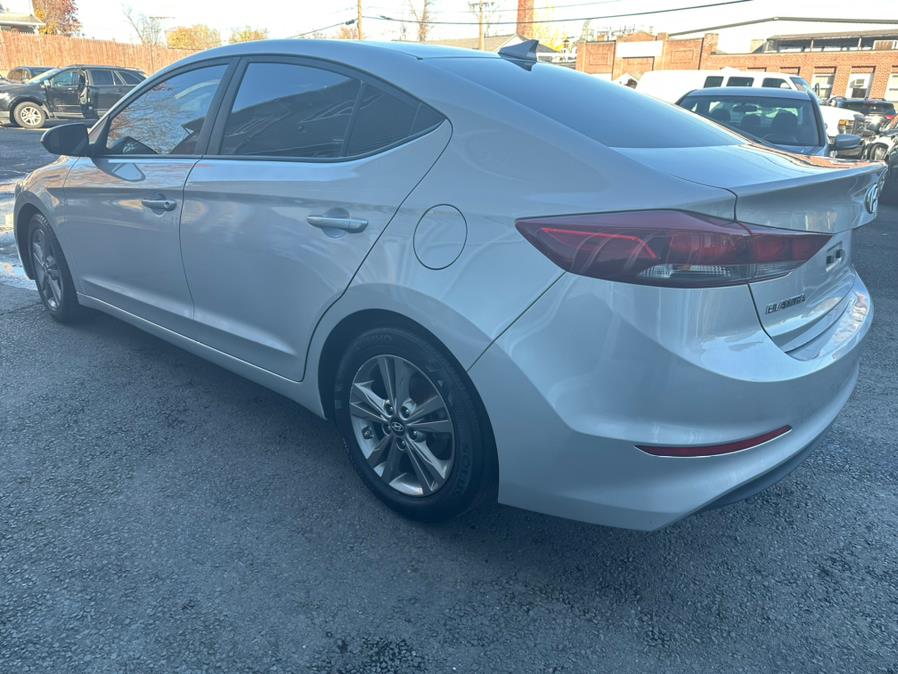 Used Hyundai Elantra SEL 2.0L Auto (Alabama) 2018 | Chris's Auto Clinic. Plainville, Connecticut Used Hyundai Elantra SEL 2.0L Auto (Alabama) 2018 | Chris's Auto Clinic. Plainville, Connecticut