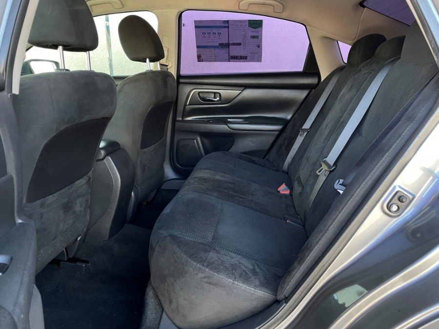 Used Nissan Altima 4dr Sdn I4 2.5 S 2015 | Green Light Auto. Corona, California Used Nissan Altima 4dr Sdn I4 2.5 S 2015 | Green Light Auto. Corona, California