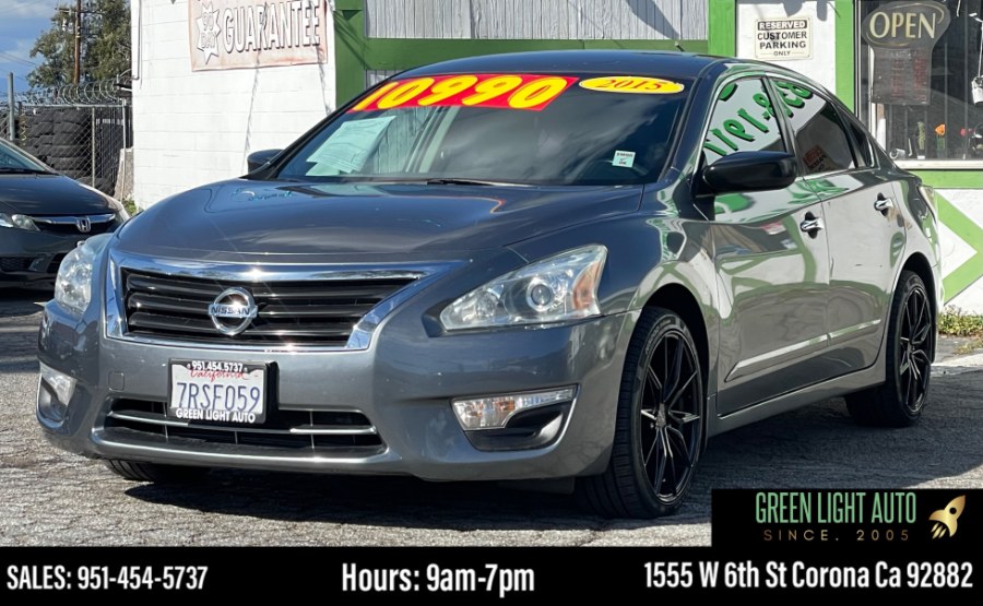 Used Nissan Altima 4dr Sdn I4 2.5 S 2015 | Green Light Auto. Corona, California Used Nissan Altima 4dr Sdn I4 2.5 S 2015 | Green Light Auto. Corona, California