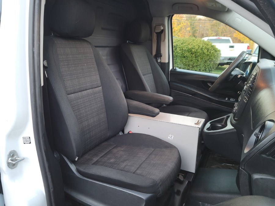Used Mercedes-Benz Metris Cargo Van RWD 126" 2016 | Toro Auto. East Windsor, Connecticut Used Mercedes-Benz Metris Cargo Van RWD 126" 2016 | Toro Auto. East Windsor, Connecticut