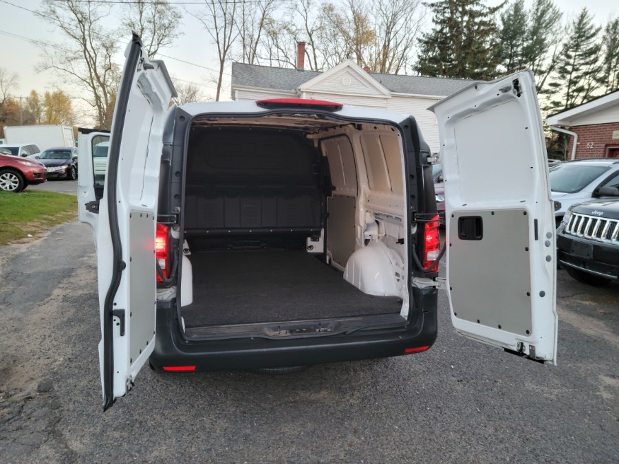 Used Mercedes-Benz Metris Cargo Van RWD 126" 2016 | Toro Auto. East Windsor, Connecticut Used Mercedes-Benz Metris Cargo Van RWD 126" 2016 | Toro Auto. East Windsor, Connecticut