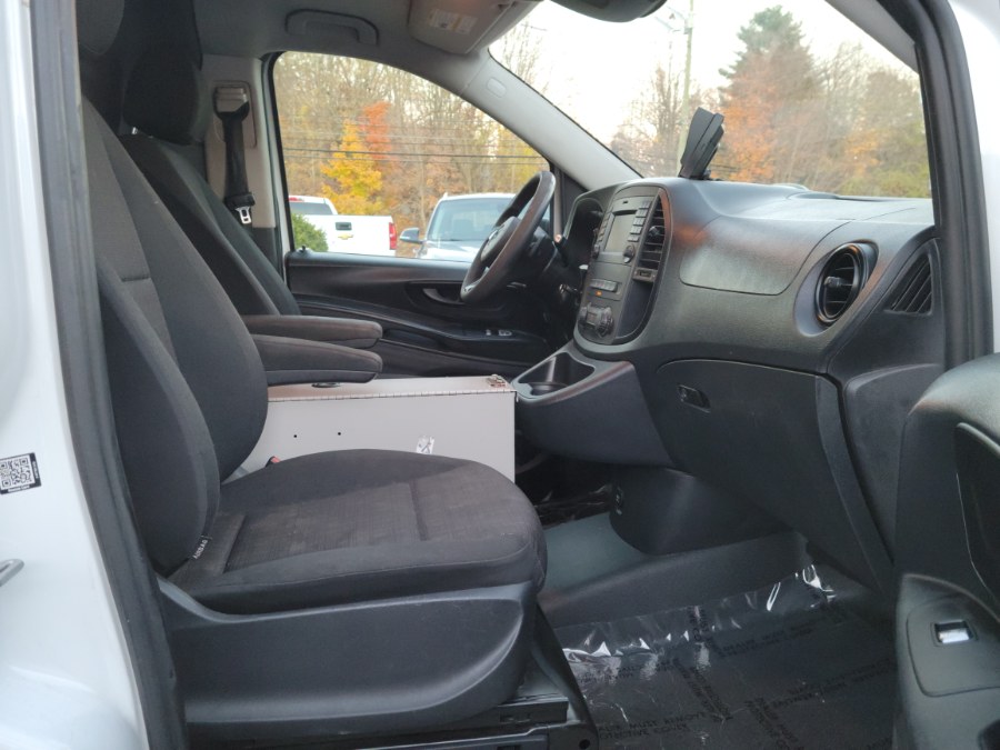 Used Mercedes-Benz Metris Cargo Van RWD 126" 2016 | Toro Auto. East Windsor, Connecticut Used Mercedes-Benz Metris Cargo Van RWD 126" 2016 | Toro Auto. East Windsor, Connecticut