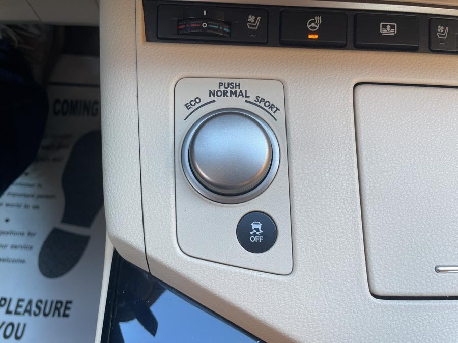 2013 Lexus ES 350 4dr Sdn, available for sale in Hartford, Connecticut | Lex Autos LLC. Hartford, Connecticut 2013 Lexus ES 350 4dr Sdn, available for sale in Hartford, Connecticut | Lex Autos LLC. Hartford, Connecticut