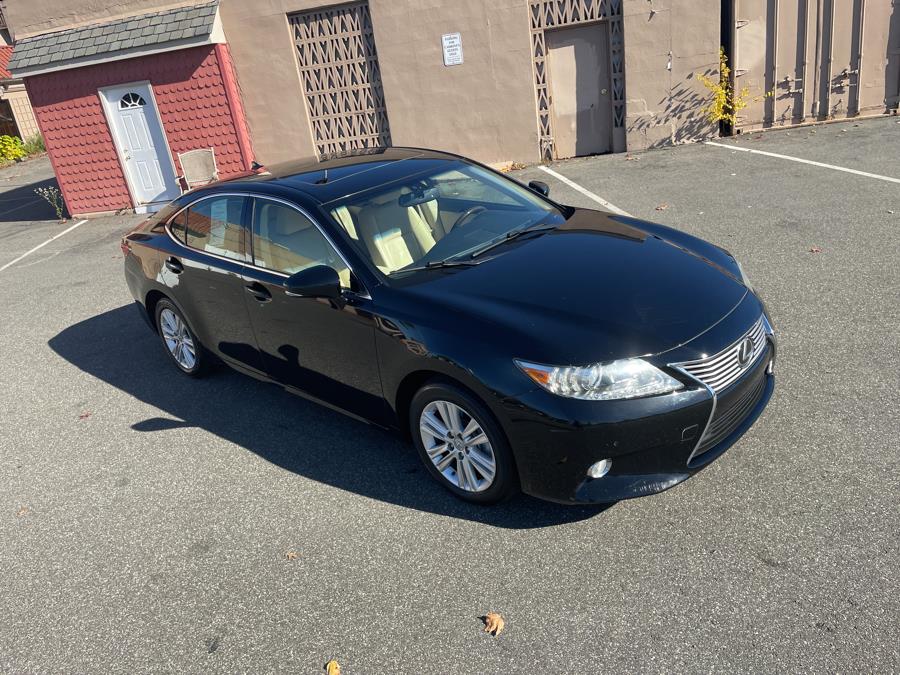 2013 Lexus ES 350 4dr Sdn, available for sale in Hartford, Connecticut | Lex Autos LLC. Hartford, Connecticut 2013 Lexus ES 350 4dr Sdn, available for sale in Hartford, Connecticut | Lex Autos LLC. Hartford, Connecticut