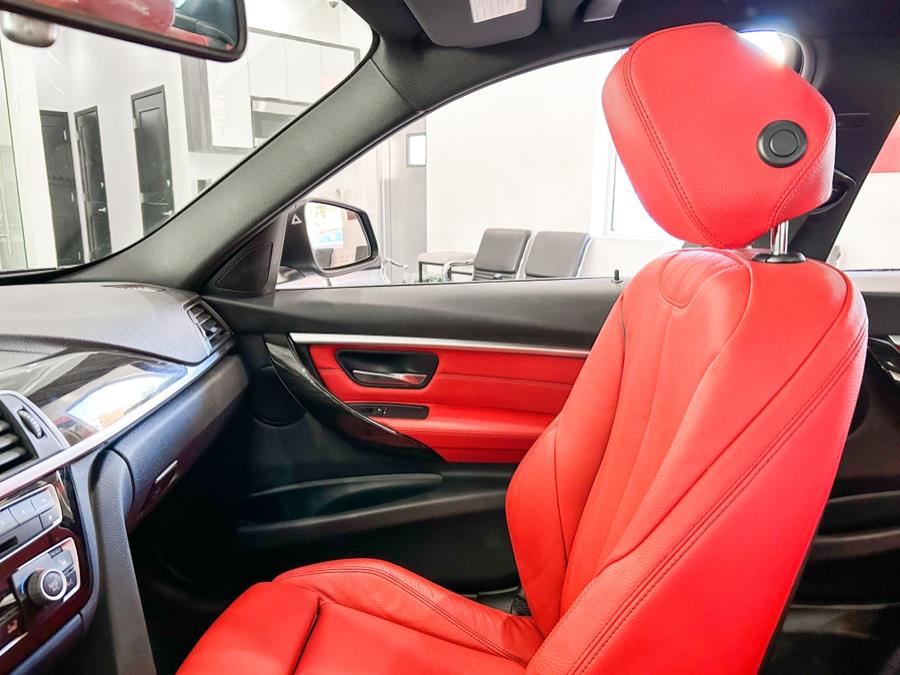 Used BMW 3 Series 330i xDrive Sedan 2018 | Luxury Motor Club. Franklin Square, New York Used BMW 3 Series 330i xDrive Sedan 2018 | Luxury Motor Club. Franklin Square, New York