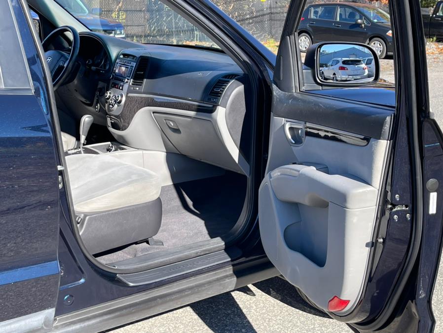 2009 Hyundai Santa Fe AWD 4dr Auto GLS, available for sale in Ashland, Massachusetts | New Beginning Auto Service Inc. Ashland, Massachusetts 2009 Hyundai Santa Fe AWD 4dr Auto GLS, available for sale in Ashland, Massachusetts | New Beginning Auto Service Inc. Ashland, Massachusetts
