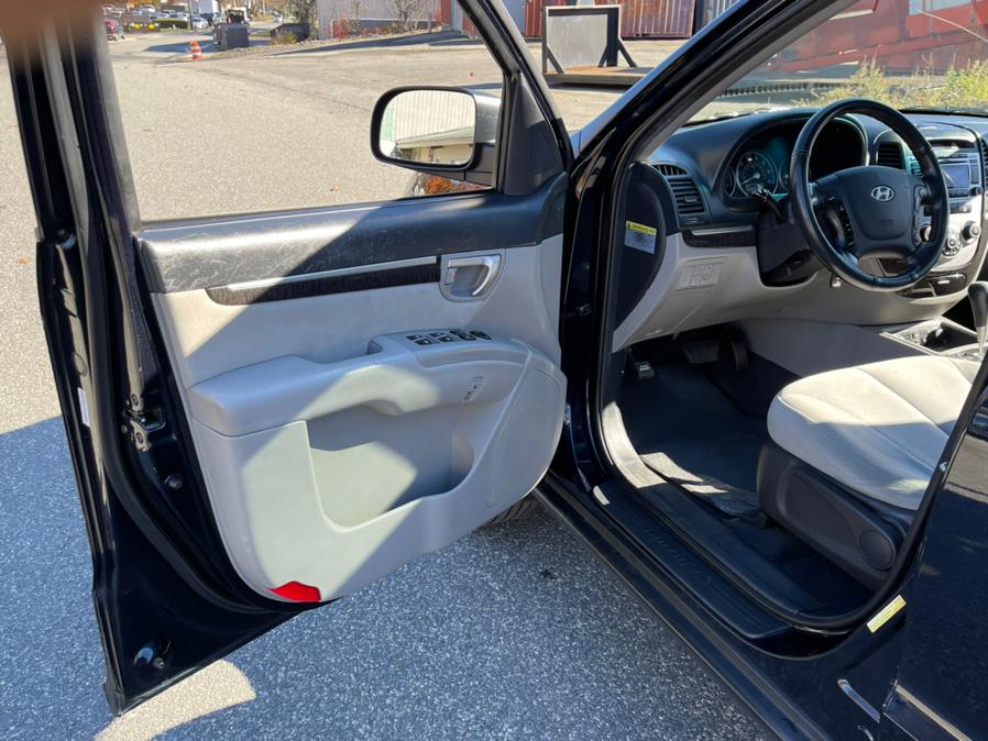 2009 Hyundai Santa Fe AWD 4dr Auto GLS, available for sale in Ashland, Massachusetts | New Beginning Auto Service Inc. Ashland, Massachusetts 2009 Hyundai Santa Fe AWD 4dr Auto GLS, available for sale in Ashland, Massachusetts | New Beginning Auto Service Inc. Ashland, Massachusetts