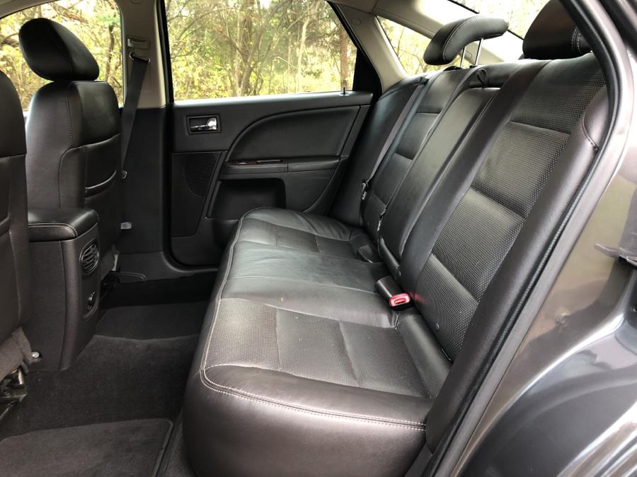 2008 Ford Taurus 4dr Sdn Limited AWD, available for sale in Beavercreek, Ohio | Wholesale Direct Motors. Beavercreek, Ohio 2008 Ford Taurus 4dr Sdn Limited AWD, available for sale in Beavercreek, Ohio | Wholesale Direct Motors. Beavercreek, Ohio