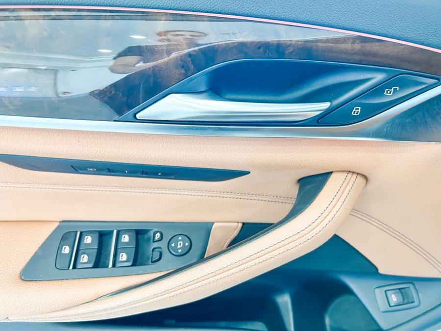 Used BMW 5 Series 540i xDrive Sedan 2019 | Luxury Motor Club. Franklin Square, New York Used BMW 5 Series 540i xDrive Sedan 2019 | Luxury Motor Club. Franklin Square, New York