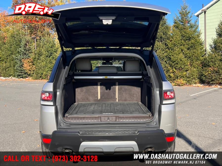 2016 Land Rover Range Rover Sport 4WD 4dr V6 HSE, available for sale in Newark, New Jersey | Dash Auto Gallery Inc.. Newark, New Jersey 2016 Land Rover Range Rover Sport 4WD 4dr V6 HSE, available for sale in Newark, New Jersey | Dash Auto Gallery Inc.. Newark, New Jersey