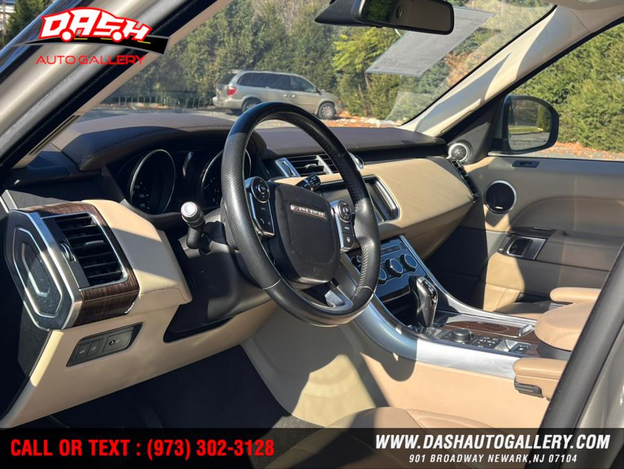 2016 Land Rover Range Rover Sport 4WD 4dr V6 HSE, available for sale in Newark, New Jersey | Dash Auto Gallery Inc.. Newark, New Jersey 2016 Land Rover Range Rover Sport 4WD 4dr V6 HSE, available for sale in Newark, New Jersey | Dash Auto Gallery Inc.. Newark, New Jersey