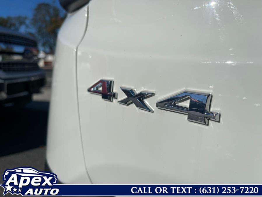 2016 Jeep Renegade 4WD 4dr Sport, available for sale in Selden, New York | Apex Auto. Selden, New York 2016 Jeep Renegade 4WD 4dr Sport, available for sale in Selden, New York | Apex Auto. Selden, New York