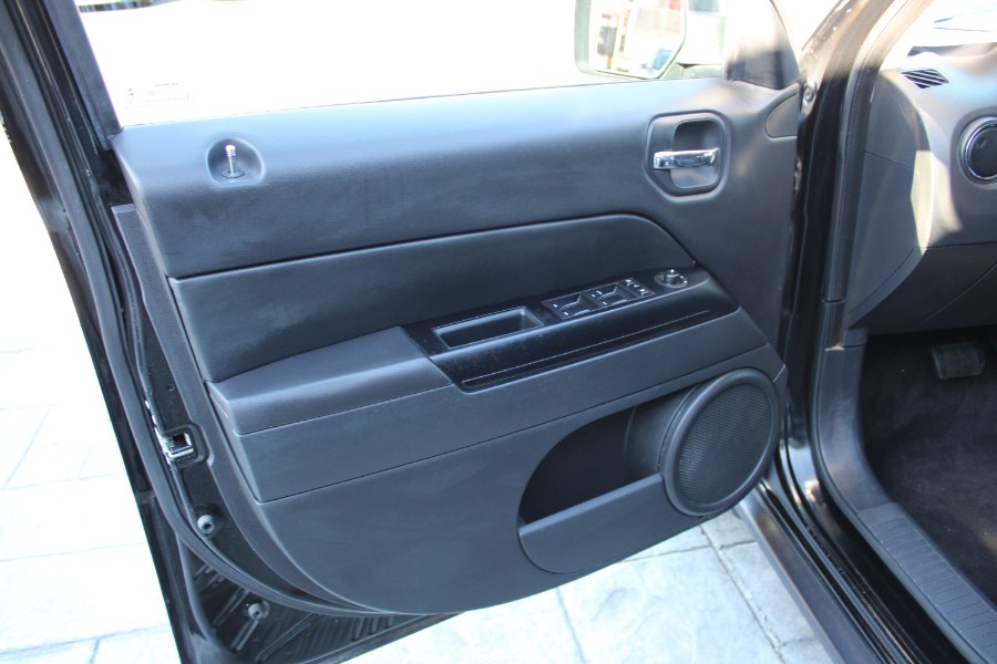 2015 Jeep Patriot 4WD 4dr Sport, available for sale in Plantsville, Connecticut | Auto House of Luxury. Plantsville, Connecticut 2015 Jeep Patriot 4WD 4dr Sport, available for sale in Plantsville, Connecticut | Auto House of Luxury. Plantsville, Connecticut
