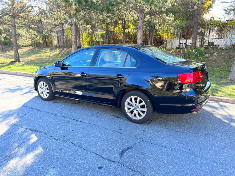 2013 Volkswagen Jetta Sedan 4dr Auto SE PZEV, available for sale in Revere, Massachusetts | Wonderland Auto. Revere, Massachusetts 2013 Volkswagen Jetta Sedan 4dr Auto SE PZEV, available for sale in Revere, Massachusetts | Wonderland Auto. Revere, Massachusetts