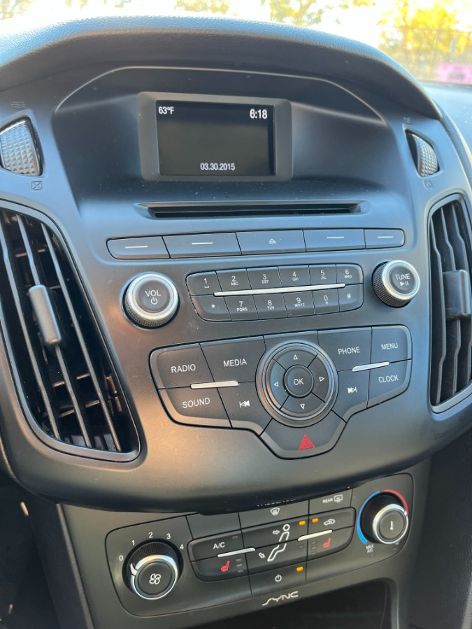 2015 Ford Focus 4dr Sdn SE, available for sale in Lyndhurst, New Jersey | Cars With Deals. Lyndhurst, New Jersey 2015 Ford Focus 4dr Sdn SE, available for sale in Lyndhurst, New Jersey | Cars With Deals. Lyndhurst, New Jersey