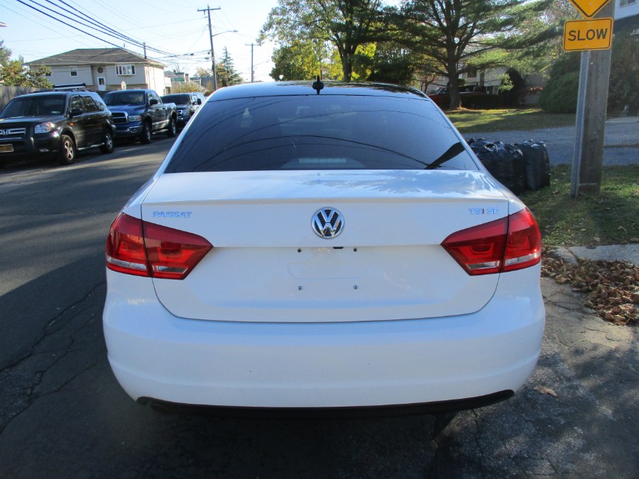 2015 Volkswagen Passat 4dr Sdn 1.8T Auto SE w/Sunroof & Nav, available for sale in West Babylon, New York | New Gen Auto Group. West Babylon, New York 2015 Volkswagen Passat 4dr Sdn 1.8T Auto SE w/Sunroof & Nav, available for sale in West Babylon, New York | New Gen Auto Group. West Babylon, New York