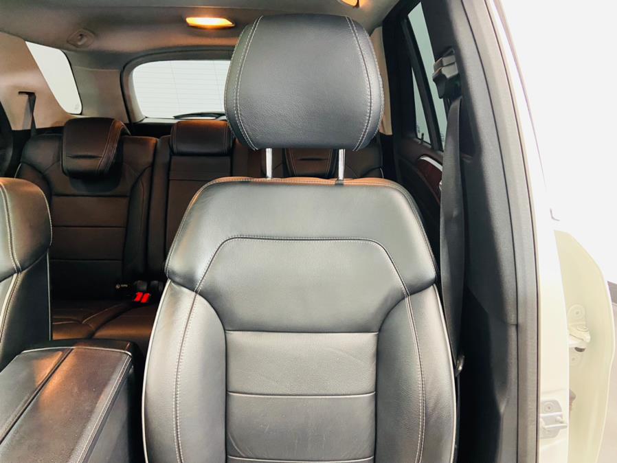 2013 Mercedes-Benz M-Class 4MATIC 4dr ML 550, available for sale in Linden, New Jersey | East Coast Auto Group. Linden, New Jersey 2013 Mercedes-Benz M-Class 4MATIC 4dr ML 550, available for sale in Linden, New Jersey | East Coast Auto Group. Linden, New Jersey