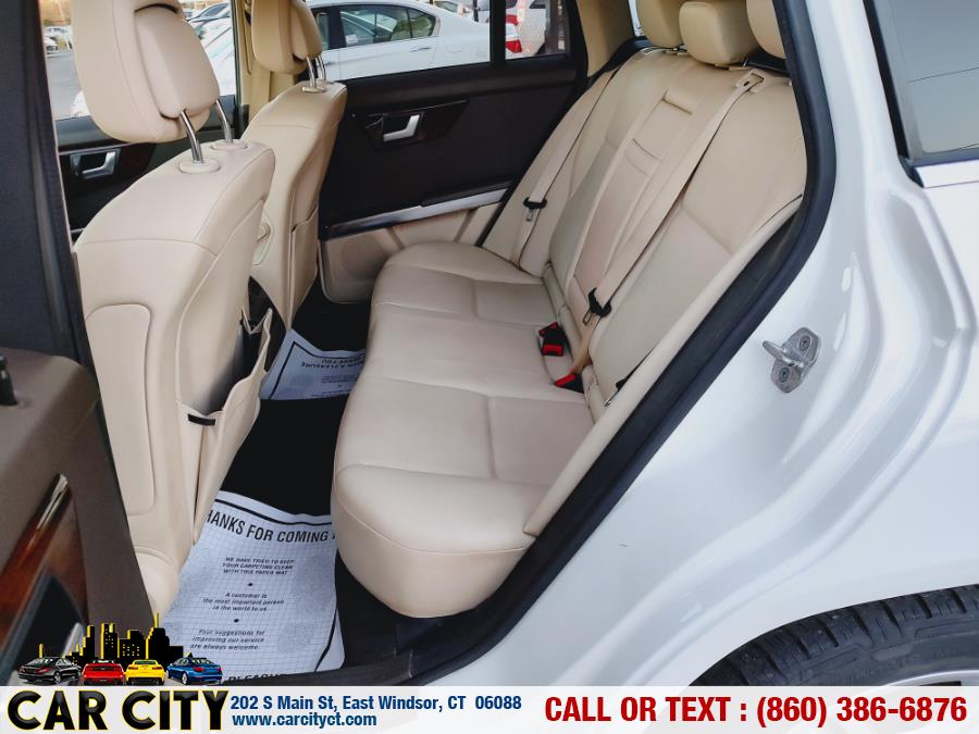 2013 Mercedes-Benz GLK-Class 4MATIC 4dr GLK350, available for sale in East Windsor, Connecticut | Car City LLC. East Windsor, Connecticut 2013 Mercedes-Benz GLK-Class 4MATIC 4dr GLK350, available for sale in East Windsor, Connecticut | Car City LLC. East Windsor, Connecticut