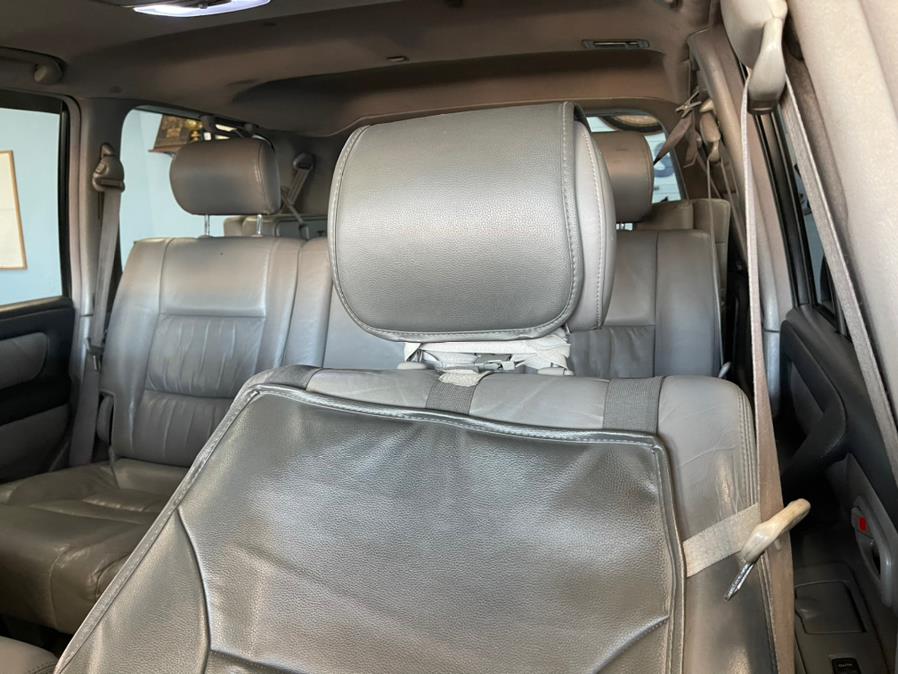2005 Toyota Land Cruiser 4dr 4WD, available for sale in Inwood, New York | 5 Towns Drive. Inwood, New York 2005 Toyota Land Cruiser 4dr 4WD, available for sale in Inwood, New York | 5 Towns Drive. Inwood, New York