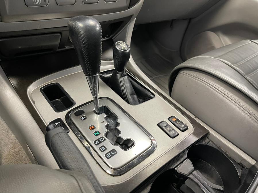 2005 Toyota Land Cruiser 4dr 4WD, available for sale in Inwood, New York | 5 Towns Drive. Inwood, New York 2005 Toyota Land Cruiser 4dr 4WD, available for sale in Inwood, New York | 5 Towns Drive. Inwood, New York