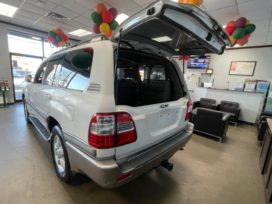 2005 Toyota Land Cruiser 4dr 4WD, available for sale in Inwood, New York | 5 Towns Drive. Inwood, New York 2005 Toyota Land Cruiser 4dr 4WD, available for sale in Inwood, New York | 5 Towns Drive. Inwood, New York