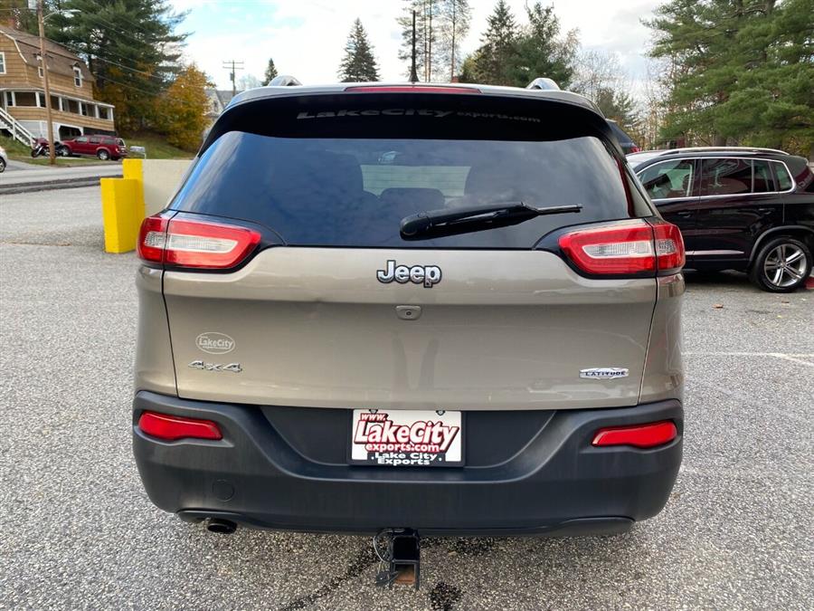 Used Jeep Cherokee Latitude 4x4 4dr SUV 2017 | Lake City Exports Inc. Auburn, Maine Used Jeep Cherokee Latitude 4x4 4dr SUV 2017 | Lake City Exports Inc. Auburn, Maine