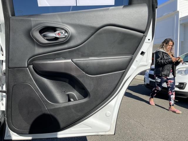 Used Jeep Cherokee Latitude Plus 2019 | Blasius Federal Road. Brookfield, Connecticut Used Jeep Cherokee Latitude Plus 2019 | Blasius Federal Road. Brookfield, Connecticut