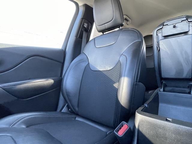 Used Jeep Cherokee Latitude Plus 2019 | Blasius Federal Road. Brookfield, Connecticut Used Jeep Cherokee Latitude Plus 2019 | Blasius Federal Road. Brookfield, Connecticut