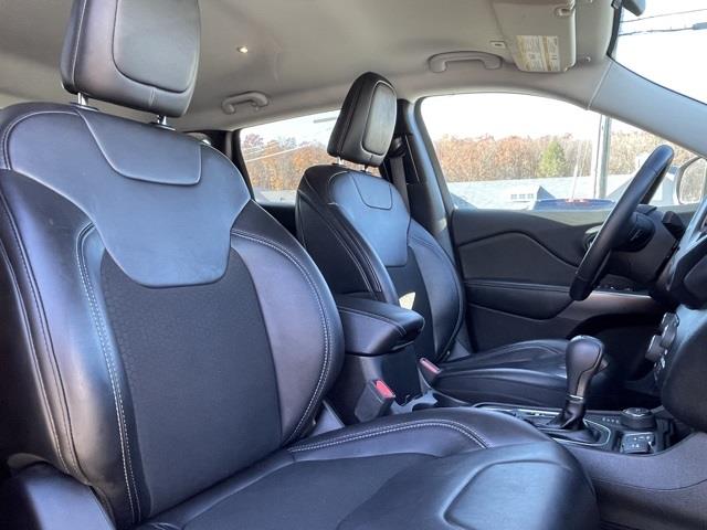 Used Jeep Cherokee Latitude Plus 2019 | Blasius Federal Road. Brookfield, Connecticut Used Jeep Cherokee Latitude Plus 2019 | Blasius Federal Road. Brookfield, Connecticut