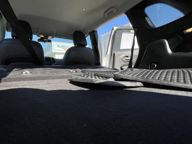 Used Jeep Cherokee Latitude Plus 2019 | Blasius Federal Road. Brookfield, Connecticut Used Jeep Cherokee Latitude Plus 2019 | Blasius Federal Road. Brookfield, Connecticut