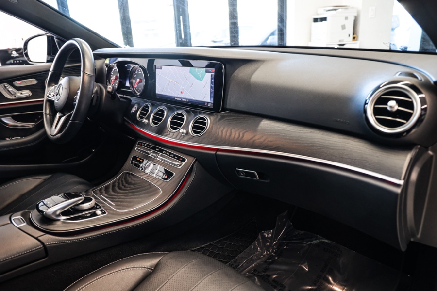 Used Mercedes-Benz E-Class E 300 4MATIC Sedan 2019 | 26 Motors Long Island. ELMONT, New York Used Mercedes-Benz E-Class E 300 4MATIC Sedan 2019 | 26 Motors Long Island. ELMONT, New York
