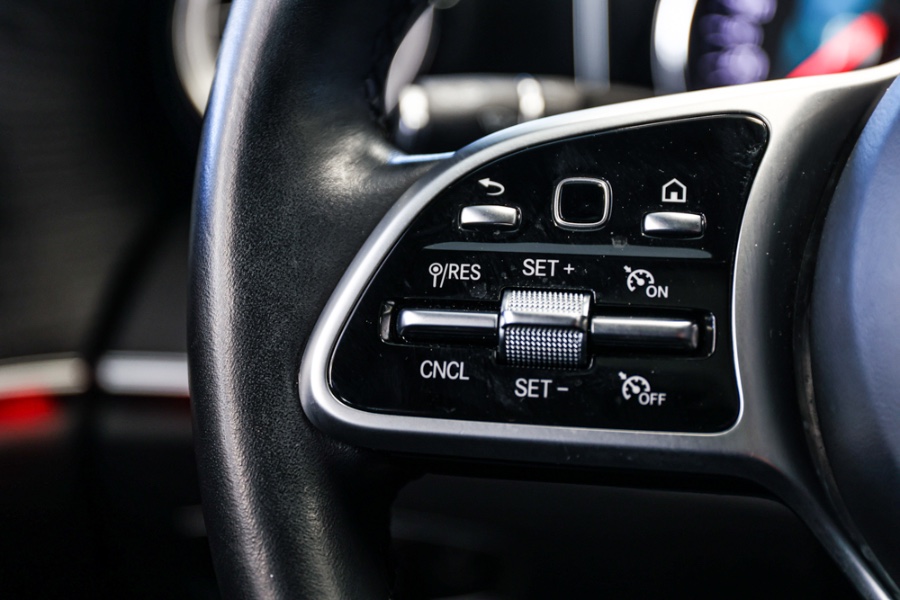 Used Mercedes-Benz E-Class E 300 4MATIC Sedan 2019 | 26 Motors Long Island. ELMONT, New York Used Mercedes-Benz E-Class E 300 4MATIC Sedan 2019 | 26 Motors Long Island. ELMONT, New York