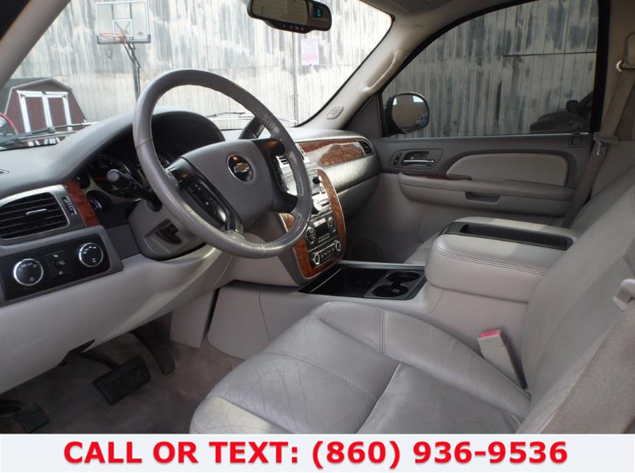 2007 Chevrolet Avalanche 4WD Crew Cab 130" LS, available for sale in Hartford, Connecticut | Lee Motors Sales Inc. Hartford, Connecticut 2007 Chevrolet Avalanche 4WD Crew Cab 130" LS, available for sale in Hartford, Connecticut | Lee Motors Sales Inc. Hartford, Connecticut