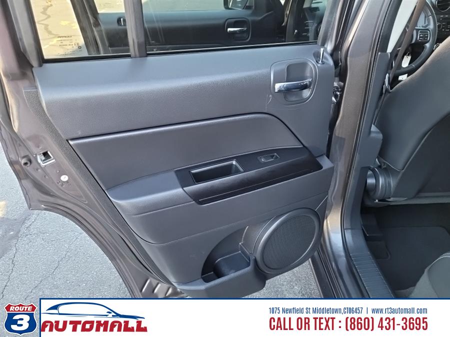 2015 Jeep Patriot 4WD 4dr High Altitude Edition, available for sale in Middletown, Connecticut | RT 3 AUTO MALL LLC. Middletown, Connecticut 2015 Jeep Patriot 4WD 4dr High Altitude Edition, available for sale in Middletown, Connecticut | RT 3 AUTO MALL LLC. Middletown, Connecticut