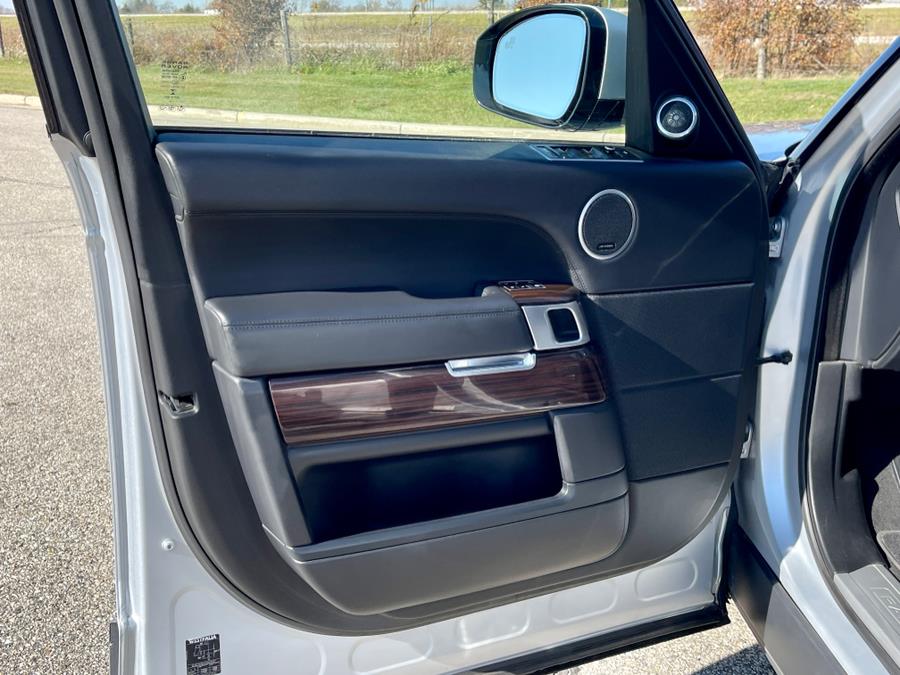 Used Land Rover Range Rover 4WD 4dr HSE 2015 | Geneva Motor Cars. Darien, Wisconsin Used Land Rover Range Rover 4WD 4dr HSE 2015 | Geneva Motor Cars. Darien, Wisconsin