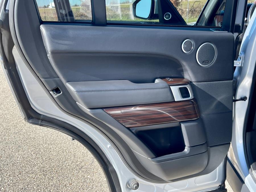 Used Land Rover Range Rover 4WD 4dr HSE 2015 | Geneva Motor Cars. Darien, Wisconsin Used Land Rover Range Rover 4WD 4dr HSE 2015 | Geneva Motor Cars. Darien, Wisconsin