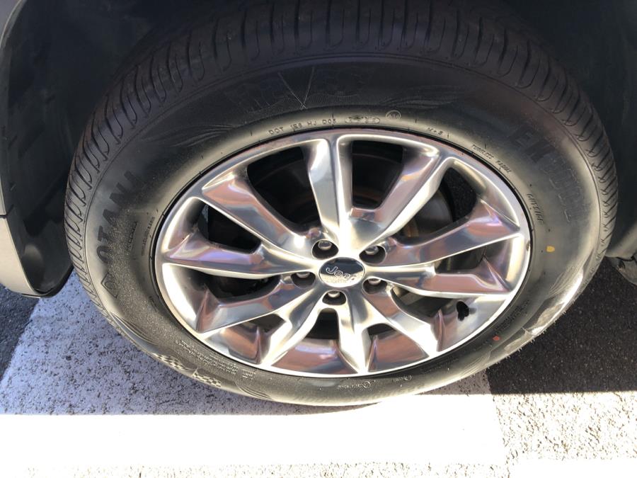 2016 Jeep Cherokee 4WD 4dr Limited, available for sale in Waterbury, Connecticut | National Auto Brokers, Inc.. Waterbury, Connecticut 2016 Jeep Cherokee 4WD 4dr Limited, available for sale in Waterbury, Connecticut | National Auto Brokers, Inc.. Waterbury, Connecticut