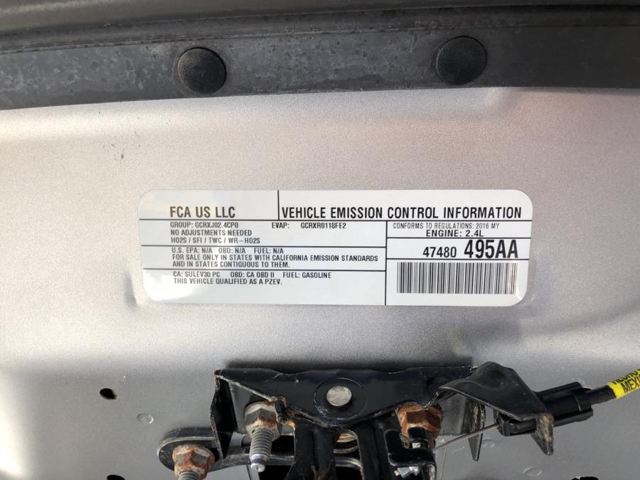2016 Jeep Cherokee 4WD 4dr Limited, available for sale in Waterbury, Connecticut | National Auto Brokers, Inc.. Waterbury, Connecticut 2016 Jeep Cherokee 4WD 4dr Limited, available for sale in Waterbury, Connecticut | National Auto Brokers, Inc.. Waterbury, Connecticut