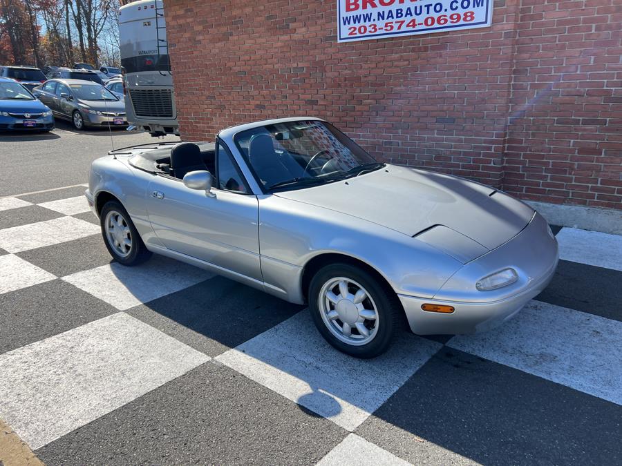 1990 Mazda MX-5 Miata 2dr Coupe Convertible, available for sale in Waterbury, Connecticut | National Auto Brokers, Inc.. Waterbury, Connecticut 1990 Mazda MX-5 Miata 2dr Coupe Convertible, available for sale in Waterbury, Connecticut | National Auto Brokers, Inc.. Waterbury, Connecticut