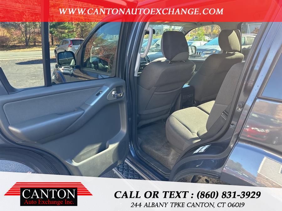 Used Nissan Pathfinder LE 2011 | Canton Auto Exchange. Canton, Connecticut Used Nissan Pathfinder LE 2011 | Canton Auto Exchange. Canton, Connecticut