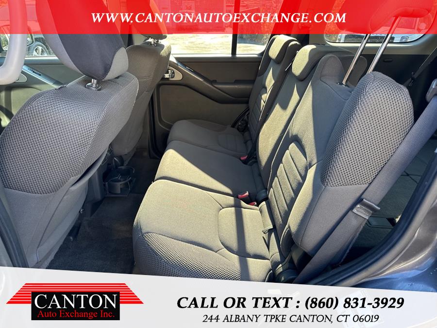 Used Nissan Pathfinder LE 2011 | Canton Auto Exchange. Canton, Connecticut Used Nissan Pathfinder LE 2011 | Canton Auto Exchange. Canton, Connecticut