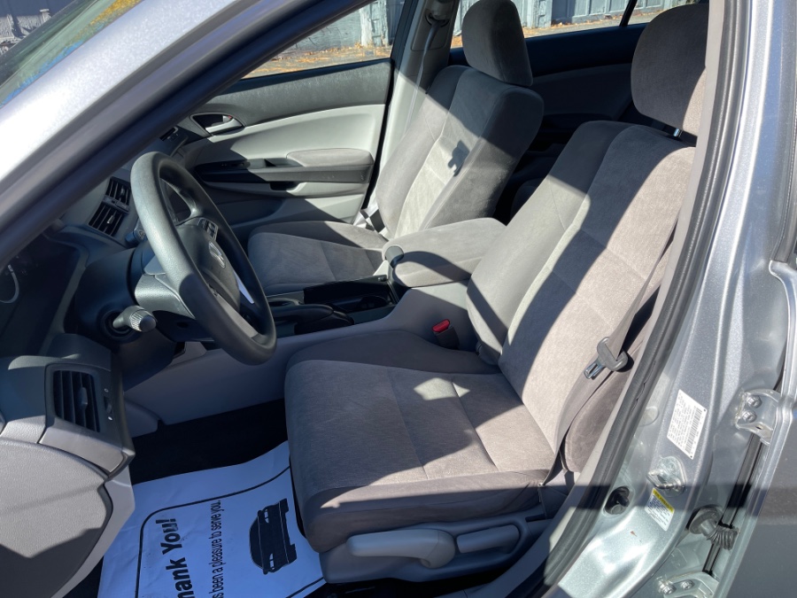 2010 Honda Accord Sdn 4dr I4 Auto LX, available for sale in Plainville, Connecticut | Farmington Auto Park LLC. Plainville, Connecticut 2010 Honda Accord Sdn 4dr I4 Auto LX, available for sale in Plainville, Connecticut | Farmington Auto Park LLC. Plainville, Connecticut